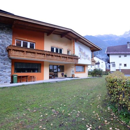 Cozy Apartment In Oetz Close To Ski Area Zewnętrze zdjęcie