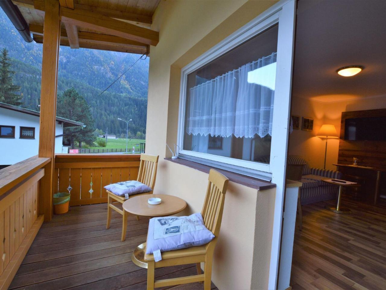 Cozy Apartment In Oetz Close To Ski Area Zewnętrze zdjęcie